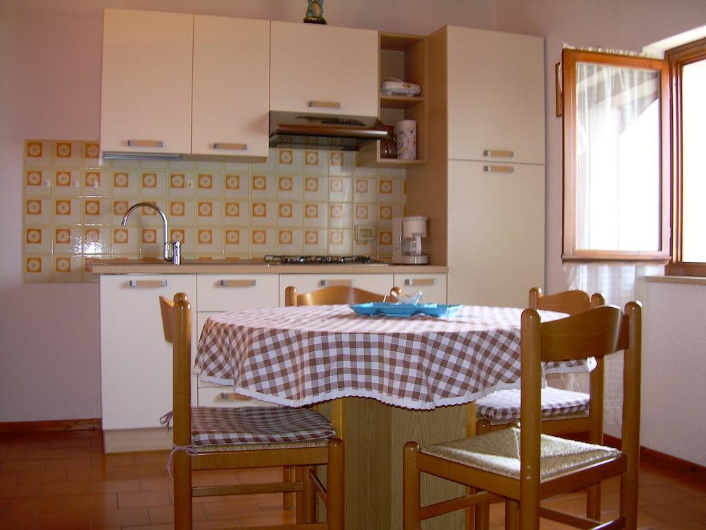 Casa Mary Apartment Brenzone sul Garda Room photo